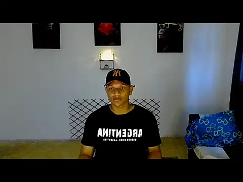 Snapshot of Ian_Arcia chatting on 05-17-26, 10:32 Ian Arcia online show from 05-17-26, 10:32