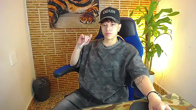 Asher addamss  online show from 08-01-26, 08:12