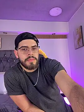 DomBoy  online show from 05-15-26, 08:18
