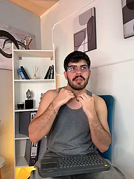 DomBoy  online show from 06-26-26, 08:03