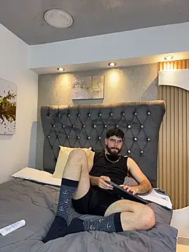 DomBoy  online show from 05-13-26, 08:27