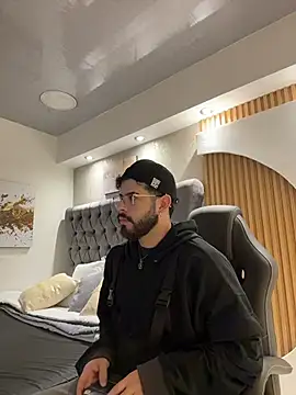 DomBoy  online show from 05-24-26, 07:58