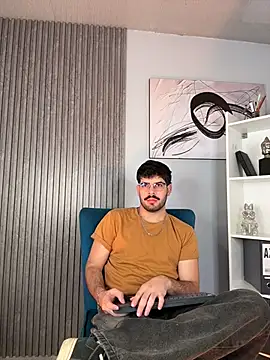 DomBoy  online show from 06-16-26, 07:58