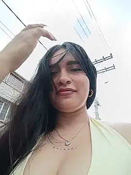 Snapshot of Sky__19 chatting on 05-23-26, 05:23 Sky 19 online show from 05-23-26, 05:23