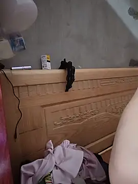 Hazel Nova online show from 05-13-26, 03:57