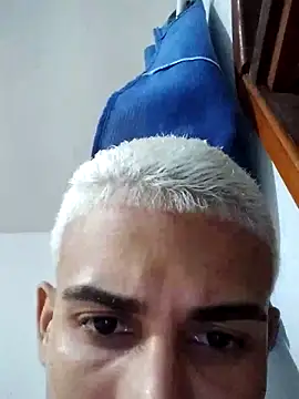 Snapshot of gui_carioca7 chatting on 05-18-26, 11:42 gui carioca7 online show from 05-18-26, 11:42