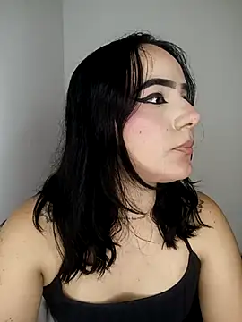 lucyparker 28 online show from 05-13-26, 04:08