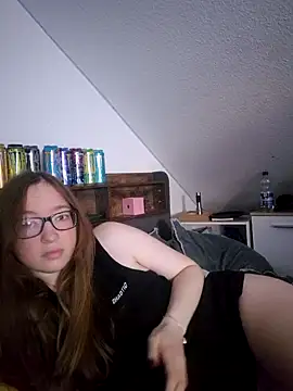 Freaky-Doll online show from 06-16-26, 05:24