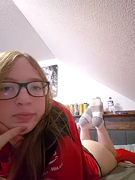 Freaky-Doll online show from 05-22-26, 06:17