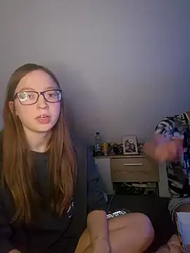 Freaky-Doll online show from 06-10-26, 08:10