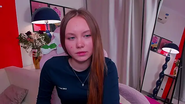 Snapshot of FloraLarsson chatting on 05-05-26, 03:48 FloraLarsson online show from 05-05-26, 03:48