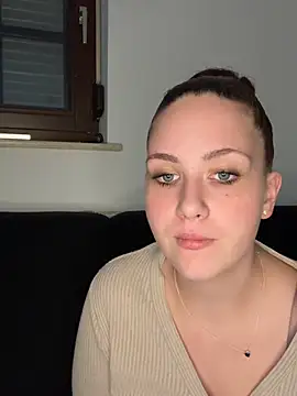 CuteBeaX online show from 07-22-26, 06:43