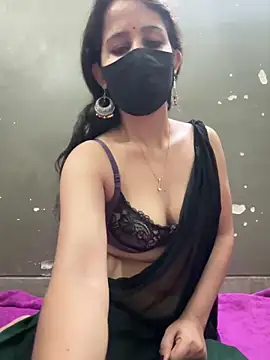 Snapshot of Kanika_76 chatting on 06-05-26, 07:19 Kanika 76 online show from 06-05-26, 07:19