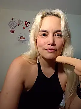 alezzafox online show from 07-19-26, 04:54