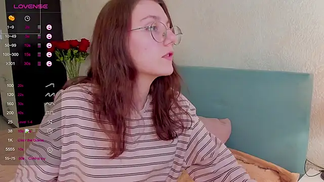 iMagdaLunna online show from 05-15-26, 07:50