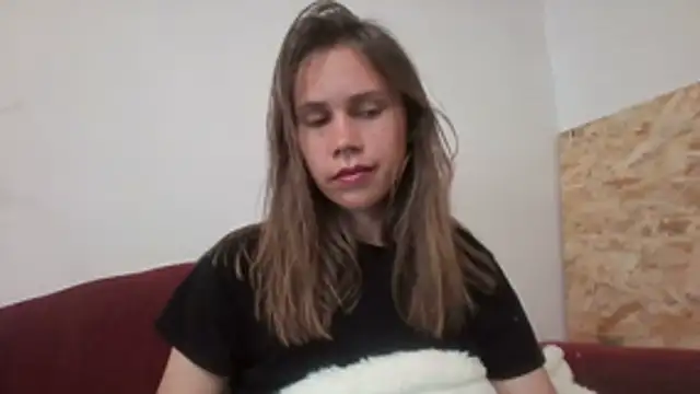 Snapshot of Lisahoppii chatting on 05-12-26, 03:07 Lisahoppii online show from 05-12-26, 03:07