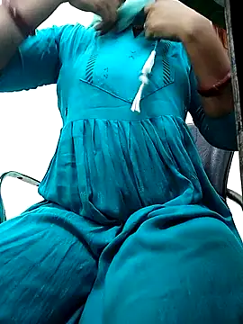 Simmi-00 online show from 05-09-26, 04:49