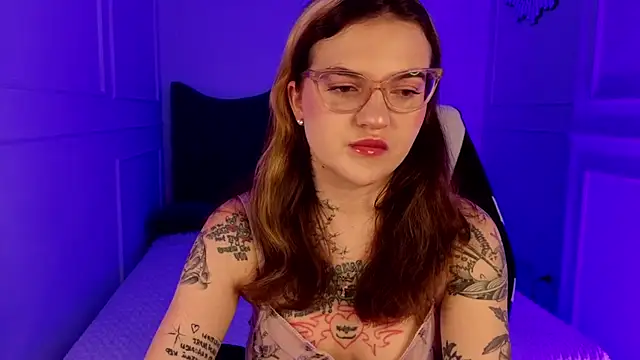 sashaglow  online show from 04-30-26, 07:26