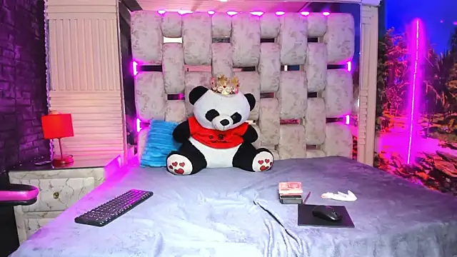 MahiaraHot online show from 05-08-26, 02:21