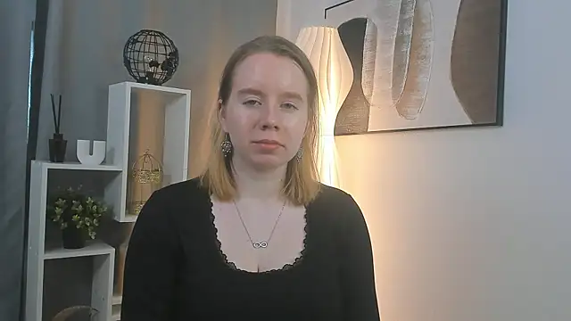 JeniceEl online show from 04-30-26, 09:05