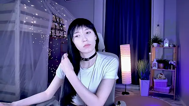 SeraphineSparda online show from 06-16-26, 11:21