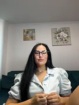 Snapshot of AnyEvyy chatting on 07-01-26, 06:47 AnyEvyy online show from 07-01-26, 06:47