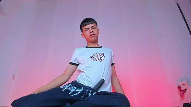Asher Young online show from 05-15-26, 01:25