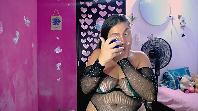 Kiara tits online show from 06-05-26, 10:59