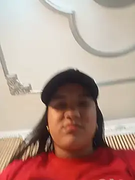 NATY BUSTOS online show from 05-22-26, 01:36