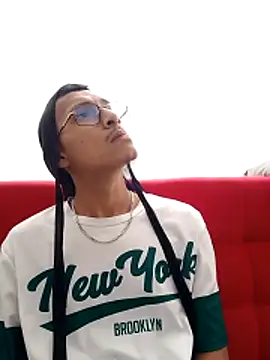 Lil black009 online show from 05-22-26, 03:54