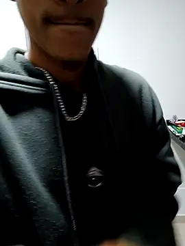 Lil black009 online show from 05-14-26, 06:10