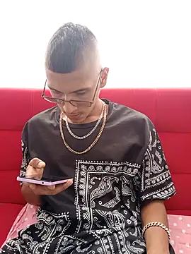 Lil black009 online show from 05-09-26, 06:33