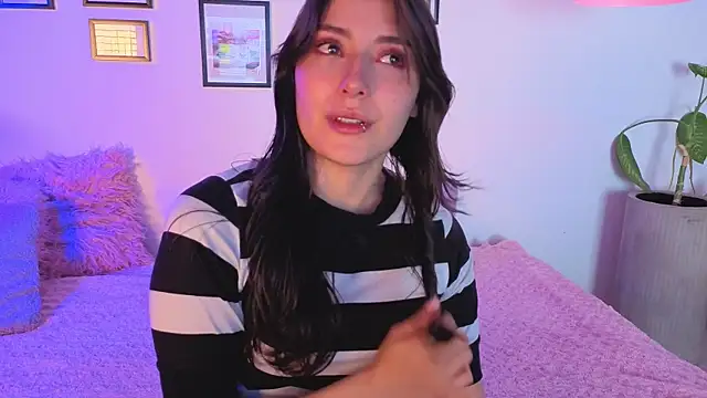 Kendaall sweet online show from 08-04-26, 03:22