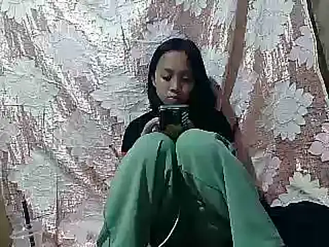 Yours AsianPinayGirl18 online show from 05-09-26, 10:07