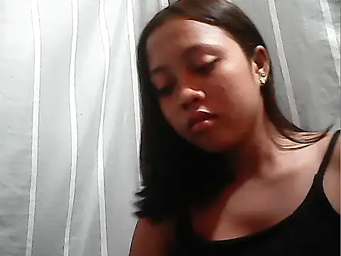 Yours AsianPinayGirl18 online show from 06-28-26, 12:28
