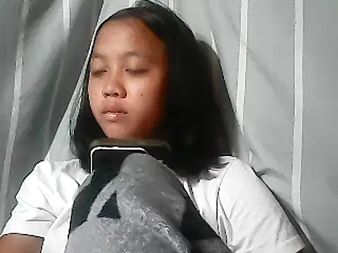 Yours AsianPinayGirl18 online show from 06-03-26, 08:57