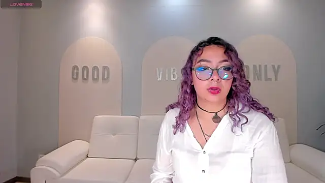 LoiseHarper online show from 05-03-26, 05:38