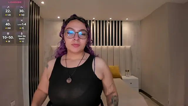LoiseHarper online show from 06-10-26, 03:52
