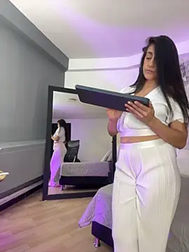 Snapshot of Laurent_Milf chatting on 05-25-26, 05:55 Laurent Milf online show from 05-25-26, 05:55