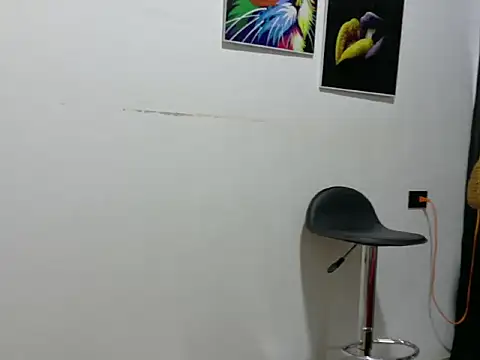 dulce alexandra online show from 05-19-26, 12:01