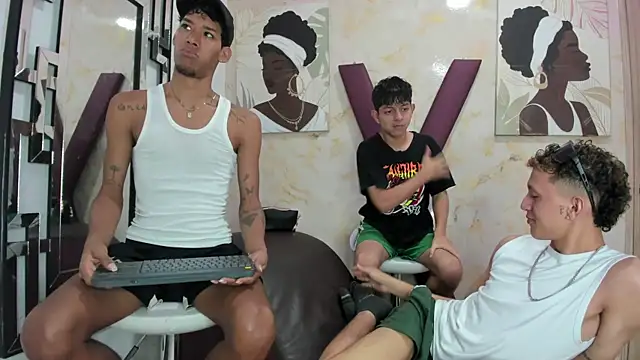 RED BOYS XXX online show from 05-20-26, 01:30