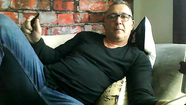 Soloyan online show from 02-25-26, 01:22