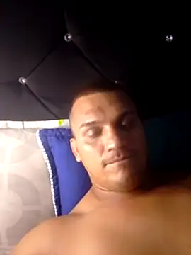 Snapshot of Marvic_men chatting on 05-05-26, 09:07 Marvic men online show from 05-05-26, 09:07