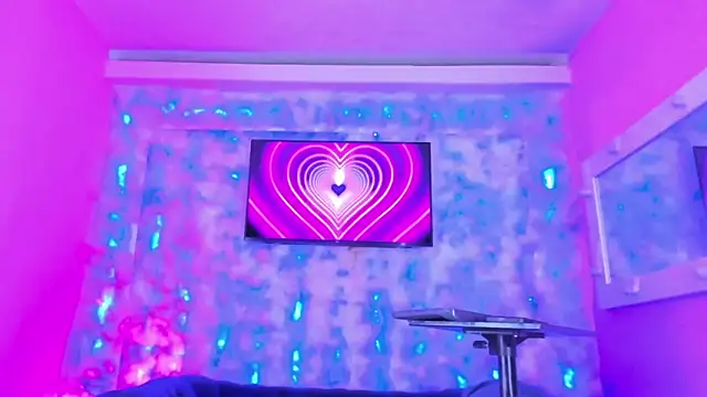 Alisson Santiel online show from 05-16-26, 07:35