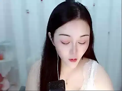 Amy-cnbaby online show from 05-17-26, 01:38