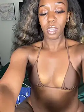 IvyLuxxxe online show from 06-11-26, 03:14