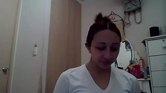 010874 online show from 07-03-26, 05:03