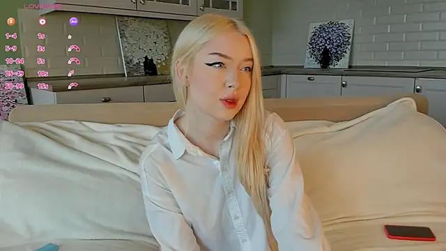 Chanelbayerr online show from 05-30-26, 04:52
