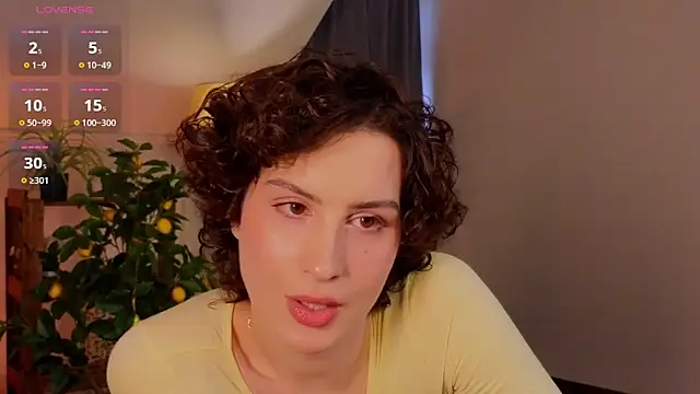 Snapshot of Malena_Noir chatting on 05-09-26, 02:48 Malena Noir online show from 05-09-26, 02:48