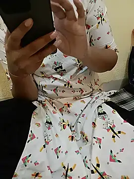 Seema yadav01 online show from 07-05-26, 05:14